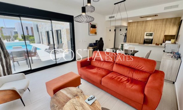 Resale - Villa -
Algorfa - La finca Golf