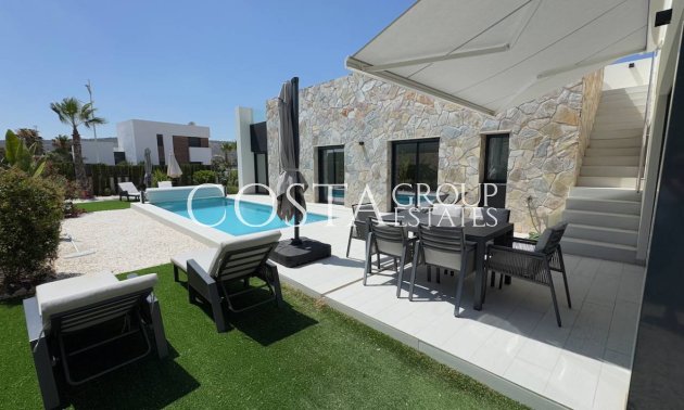 Resale - Villa -
Algorfa - La finca Golf