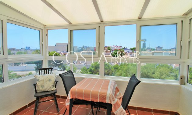 Herverkoop - Huis -
Playa Flamenca