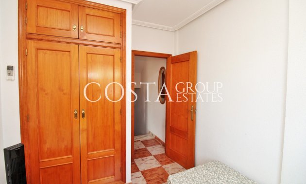 Herverkoop - Huis -
Playa Flamenca