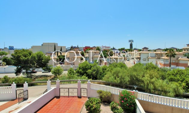 Herverkoop - Huis -
Playa Flamenca
