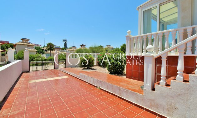 Herverkoop - Huis -
Playa Flamenca