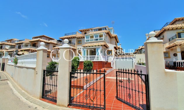 Herverkoop - Huis -
Playa Flamenca