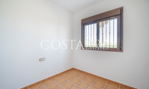 Resale - House -
Algorfa