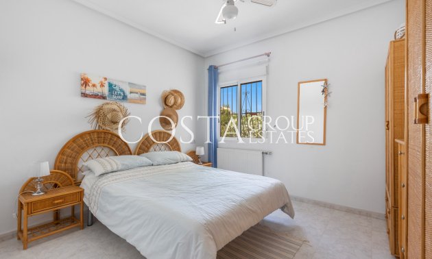 Herverkoop - Villa -
San Fulgencio