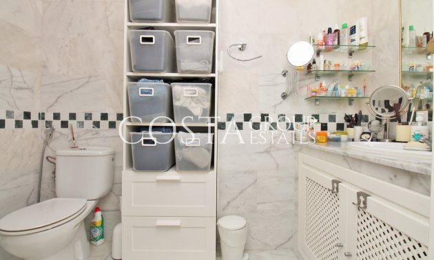 Herverkoop - Apartments -
Villamartín - PAU 8