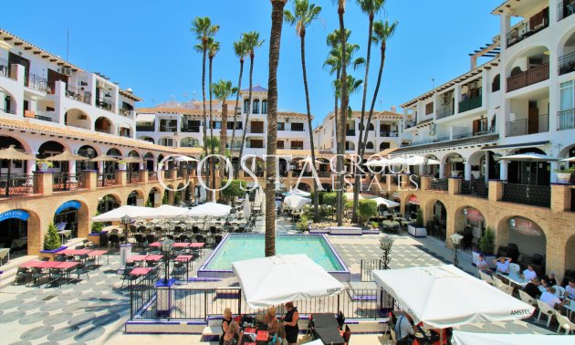 Herverkoop - Apartments -
Villamartín - PAU 8