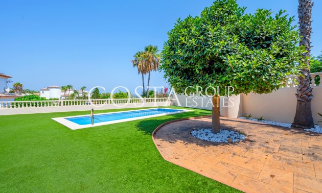 Odsprzedaż - Willa -
Benissa