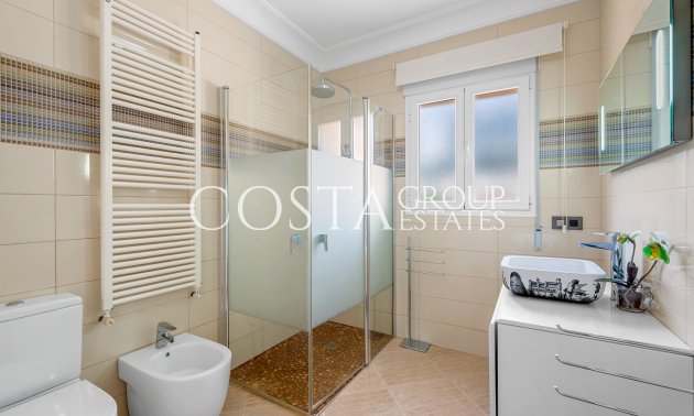 Odsprzedaż - Willa -
Benissa