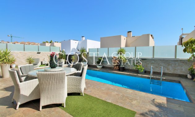 Wiederverkauf - Villa -
Villamartín