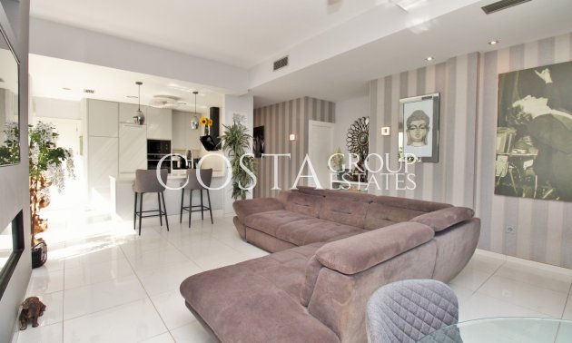 Wiederverkauf - Villa -
Villamartín