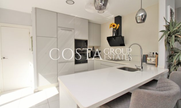 Wiederverkauf - Villa -
Villamartín