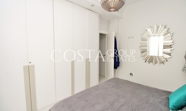 Wiederverkauf - Villa -
Villamartín