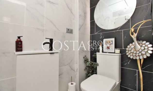 Wiederverkauf - Villa -
Villamartín