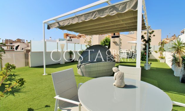 Wiederverkauf - Villa -
Villamartín