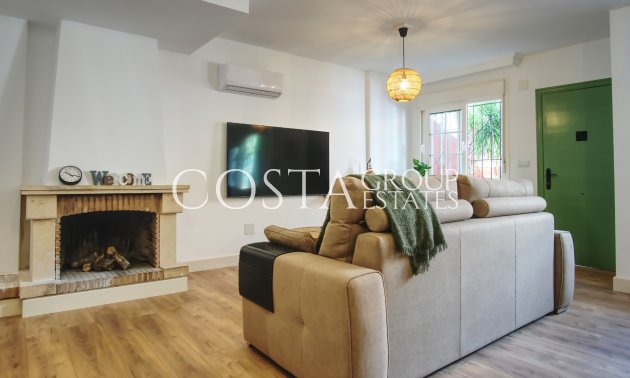 Herverkoop - Villa -
Orihuela Costa