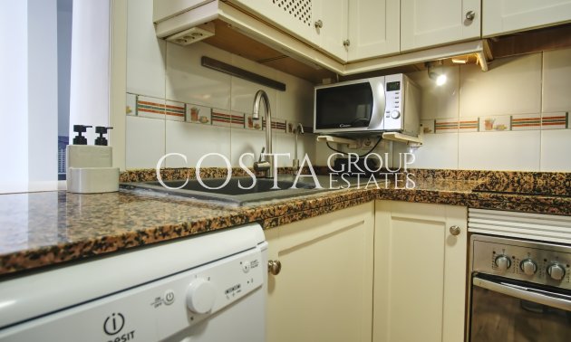 Herverkoop - Villa -
Orihuela Costa