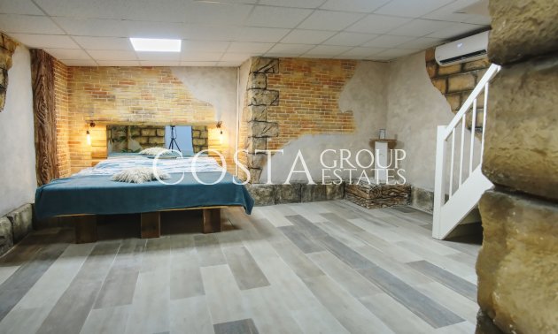 Herverkoop - Villa -
Orihuela Costa