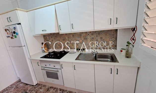 Resale - Villa -
Los Alcazares