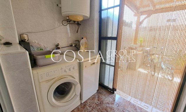 Resale - Villa -
Los Alcazares