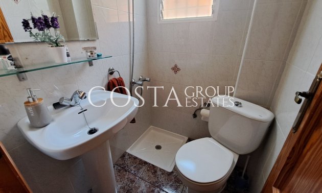 Resale - Villa -
Los Alcazares