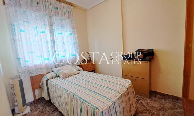 Resale - Villa -
Los Alcazares