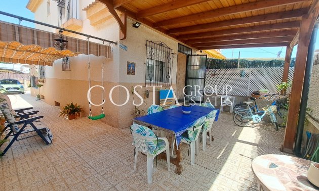 Resale - Villa -
Los Alcazares