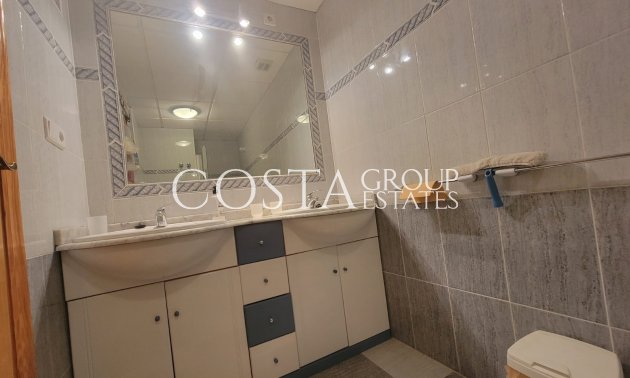 Resale - House -
Orihuela Costa - Playa Flamenca