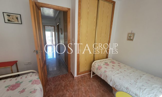 Resale - House -
Orihuela Costa - Playa Flamenca