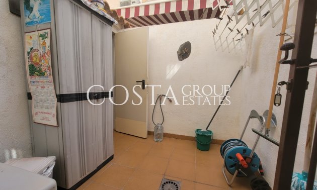 Resale - House -
Orihuela Costa - Playa Flamenca