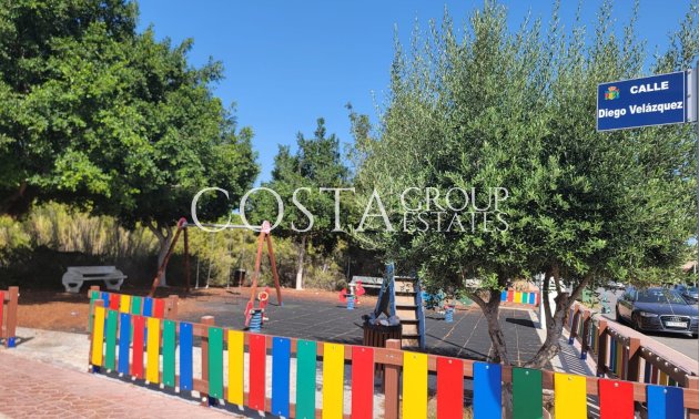 Resale - House -
Orihuela Costa - Playa Flamenca