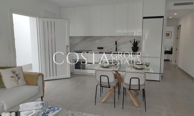 Nowy budynek - Willa -
Torre Pacheco - Balsicas