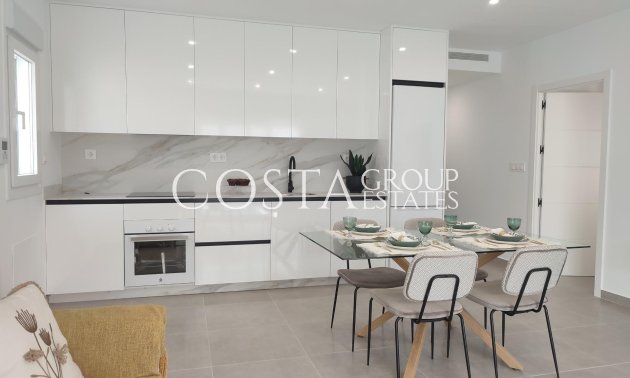 Nowy budynek - Willa -
Torre Pacheco - Balsicas