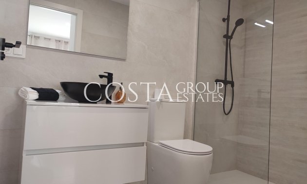 Nowy budynek - Willa -
Torre Pacheco - Balsicas