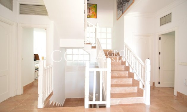 Odsprzedaż - Dom -
Torrevieja - Torrevieja Centro