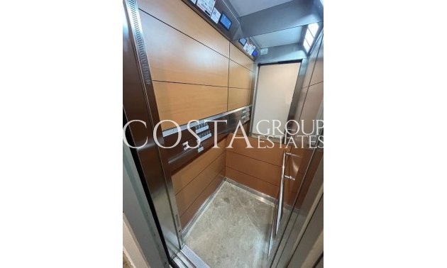 Herverkoop - Apartments -
Alicante - Alicante Centro