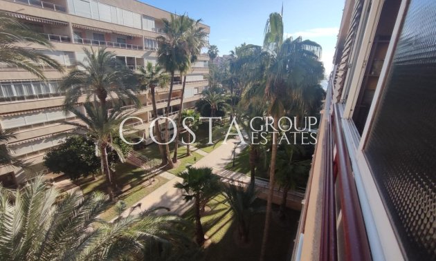 Wiederverkauf - Apartments -
Torrevieja - Torrevieja Centro