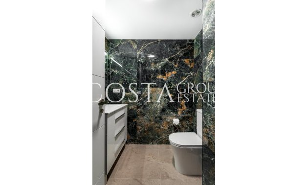 Herverkoop - Apartments -
Alicante - Alicante Centro