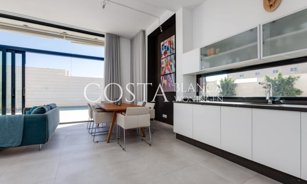 New Build - Villa -
Pilar de la Horadada