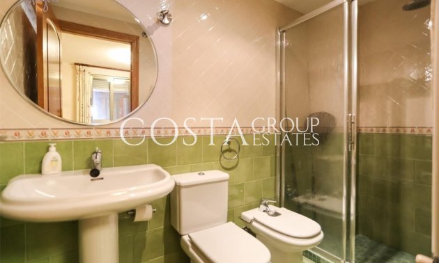 Odsprzedaż - Apartments -
Torrevieja - Torrevieja Centro