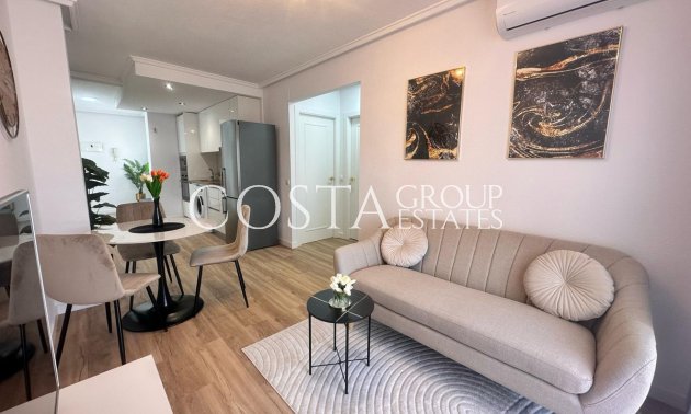 Herverkoop - Apartments -
Torrevieja - Torrevieja Centro