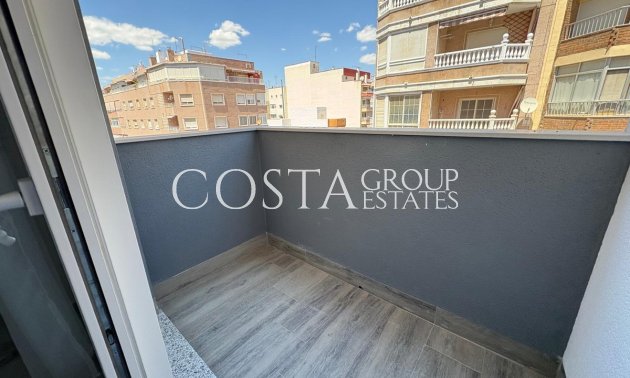 Herverkoop - Apartments -
Torrevieja - Torrevieja Centro