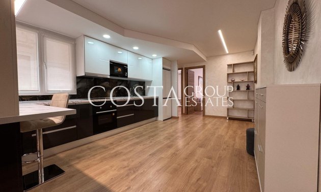 Herverkoop - Apartments -
Torrevieja - Torrevieja Centro