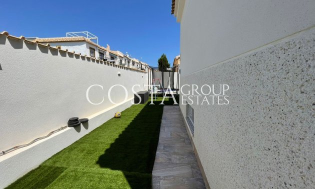 Revente - Maison -
Orihuela - Orihuela Costa