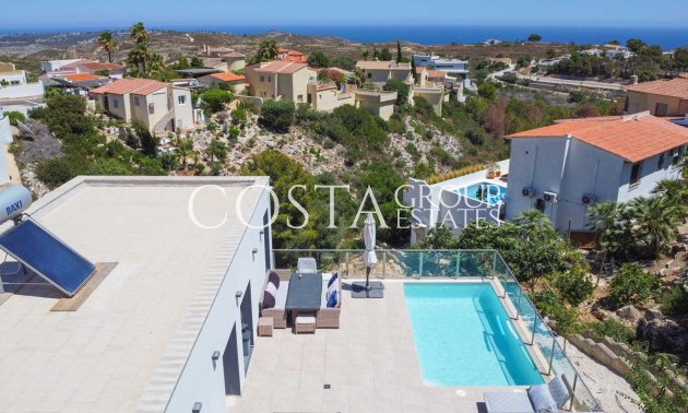 Resale - Villa -
Benitachell - Cumbre Del Sol