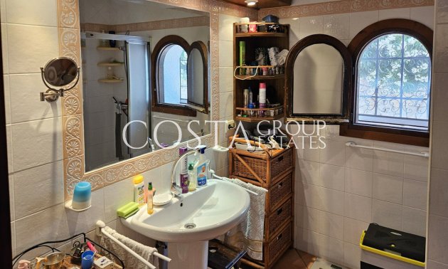 Herverkoop - Villa -
Benissa - Benissa Centro