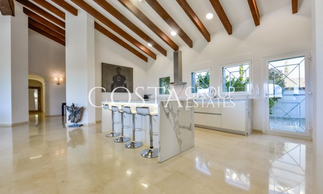 Resale - Villa -
Altea - Altea Centro