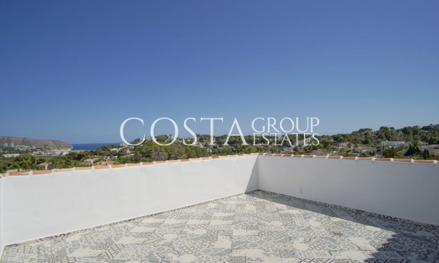 Resale - Villa -
Teulada - Moraira