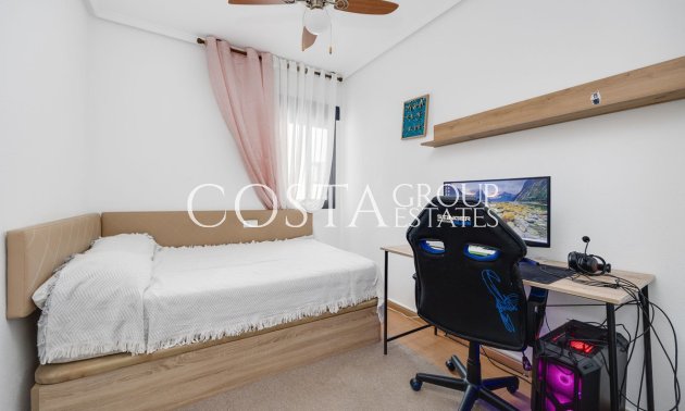 Resale - Apartments -
Torrevieja - Torrevieja Centro