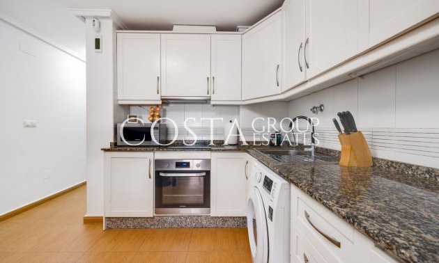 Resale - Apartments -
Torrevieja - Torrevieja Centro